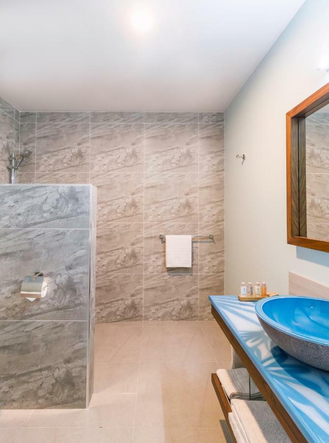 רארוטונגה Moana Sands Lagoon Resort - Adults Only מראה חיצוני תמונה